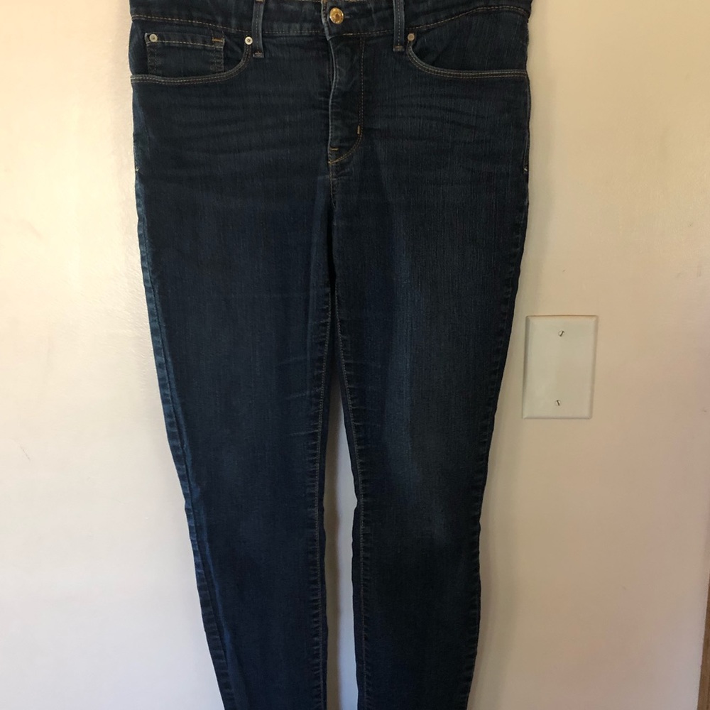 Women’s skinny jeans